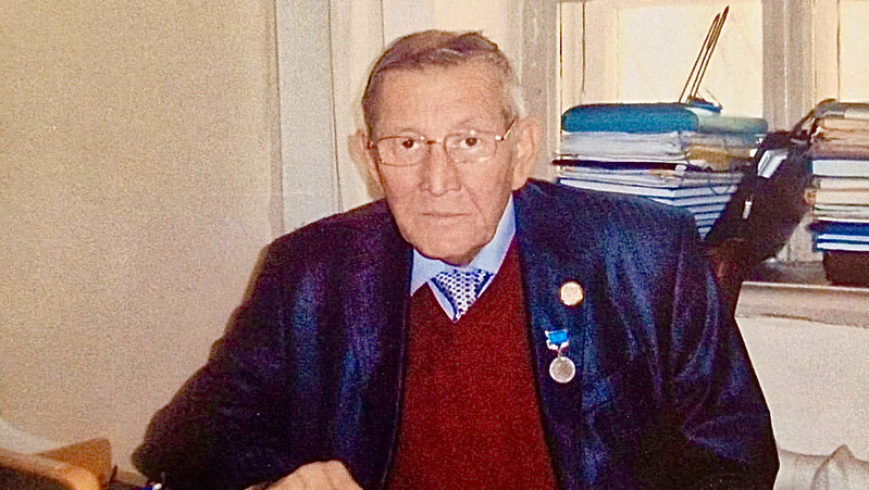 80-летию со дня рождения Дильбарханова Рахимжана Дильбархановича посвящается
